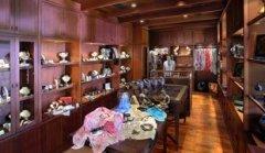 BOUTIQUE SHOP.jpg
